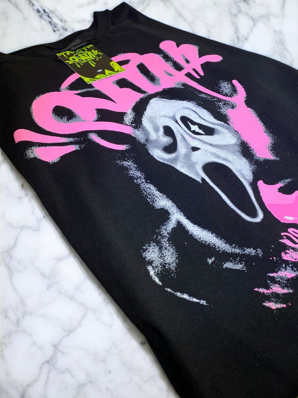 Polera Syna World /Edicion Scream